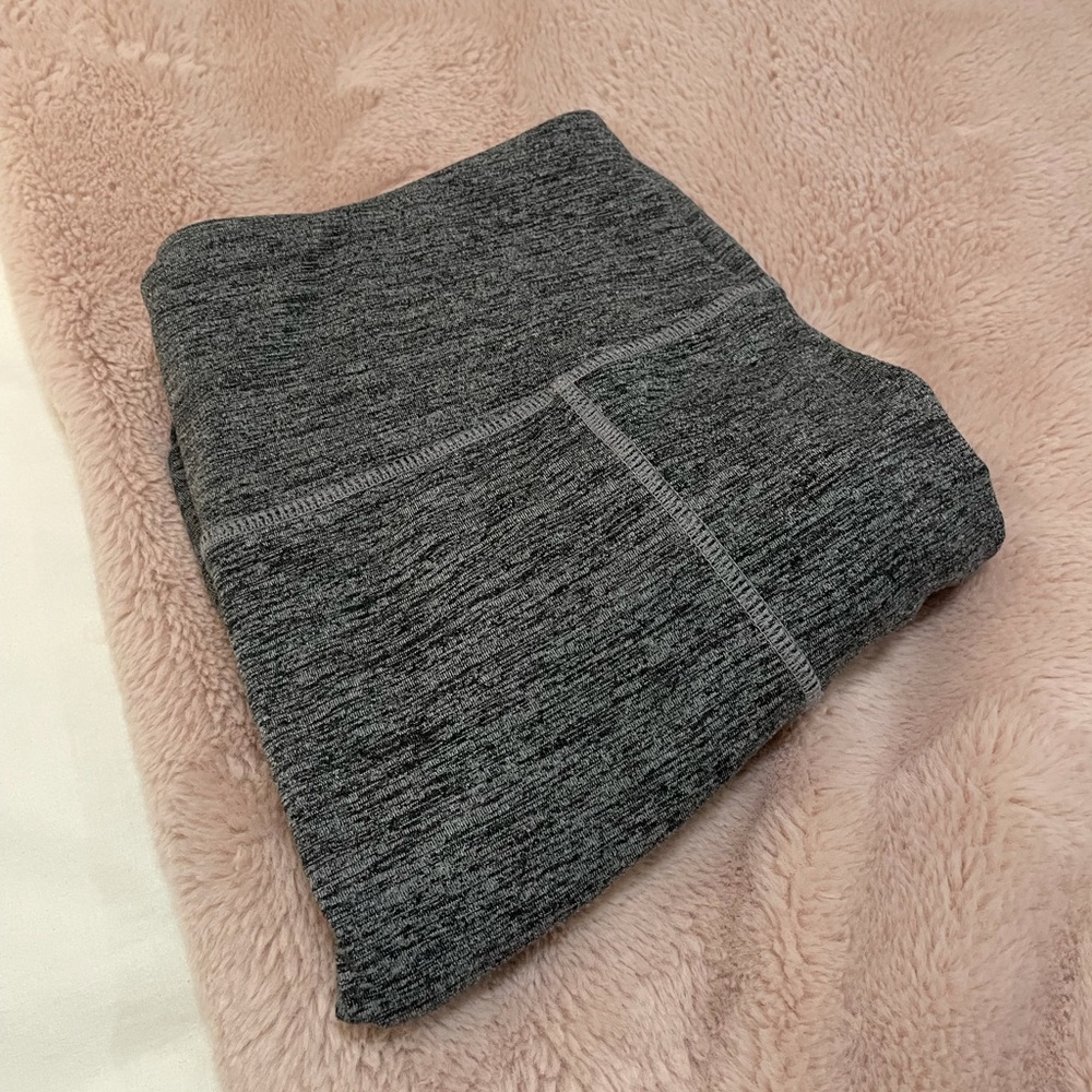 Athletic leggings